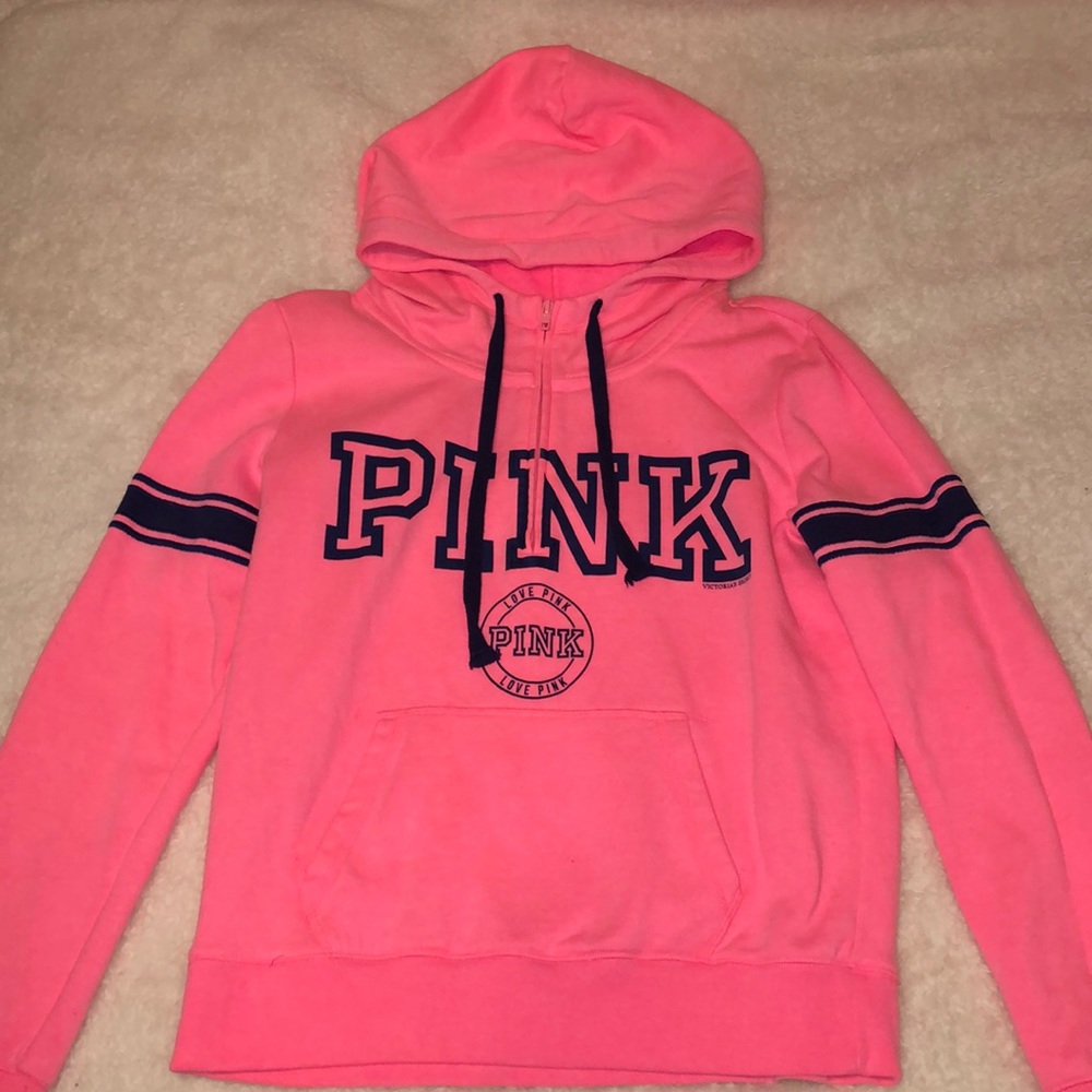 Women’s PINK hoodie